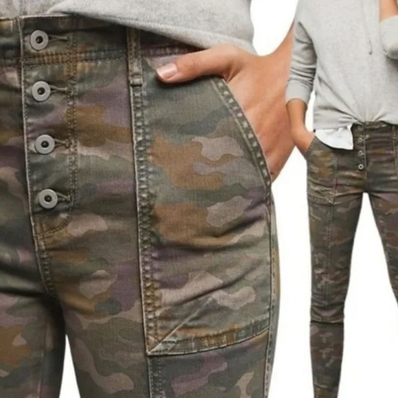 Anthropologie Jefferson High Rise Skinny Utility Jeans in Camo Green Size 28 - Picture 2 of 11